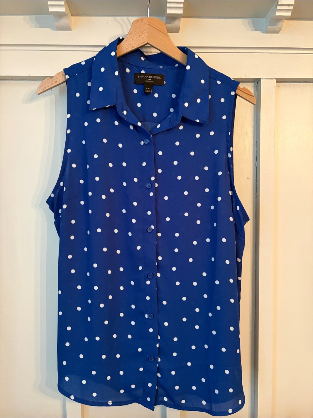 Banana Republic Royal Blue Polka Dot Sleeveless Button-Down Blouse Top